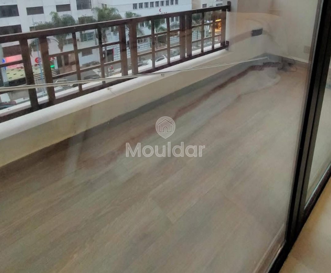 Stunning 4-Bedroom Apartment with Terrace in Casablanca Racine - Photo 7