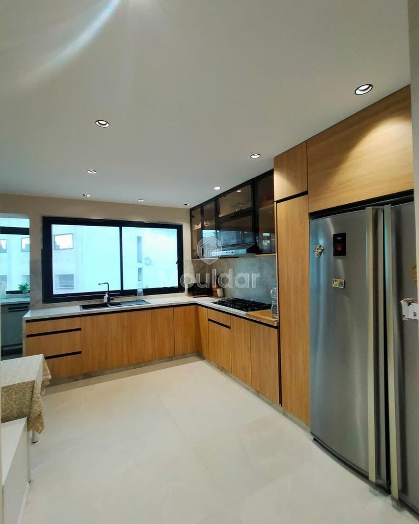 Stunning 4-Bedroom Apartment with Terrace in Casablanca Racine - Photo 8