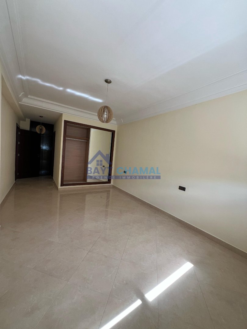 Apartment rental with 3 bedrooms in Iberia - Photo 5