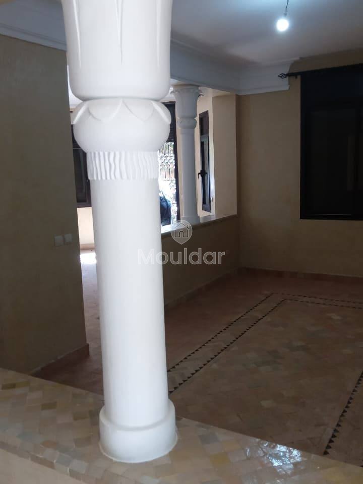 Villa Moderne à Vendre à Marrakech Targa : 3 Chambres, Jardin - Photo 2