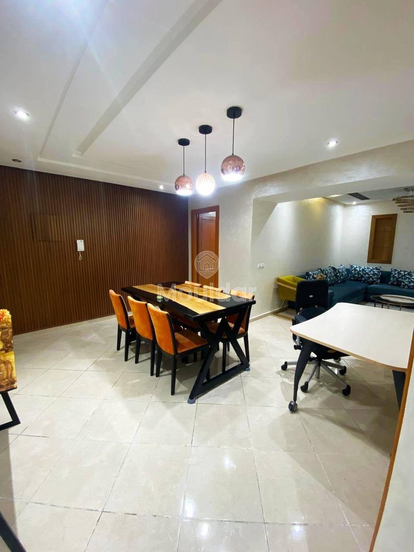 Na Wynajem: Urocze Mieszkanie Meble 2 Sypialnie w Kenitrze - Photo 2