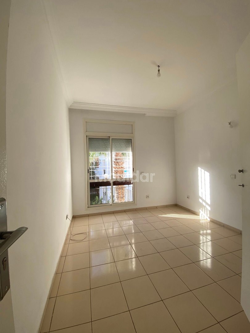 Wohnung zu vermieten in Rabat Souissi: 120m² mit Balkon - Photo 2