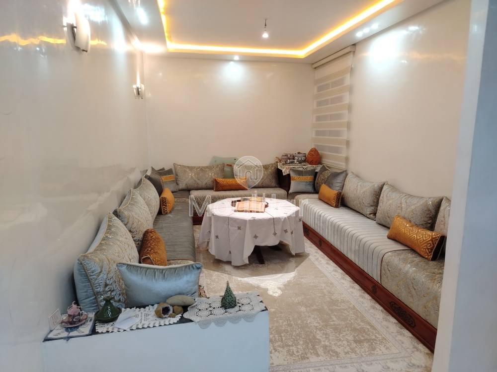 Oulfa, Casablanca'da Balkonlu 2 Odalı Harika Daire - Photo 1