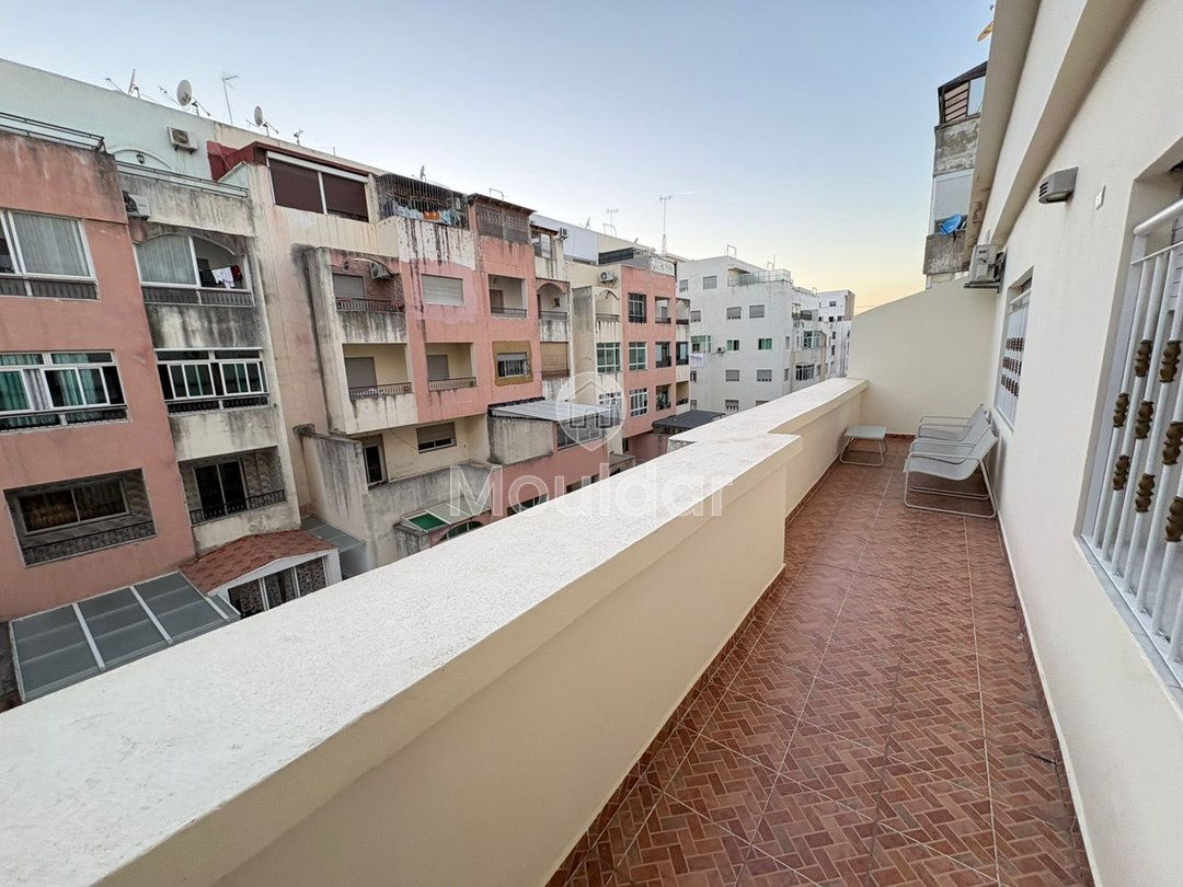 Urocze 3-pokojowe mieszkanie do wynajęcia w Tangerze – Castilla - Photo 9