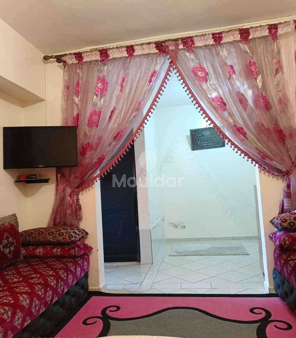 Apartamento de 2 Quartos para Alugar com Elevador - Photo 1