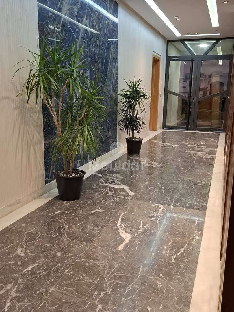 شقة للإيجار في مارتيل: غرفتان، شرفة وأمان - Photo 3