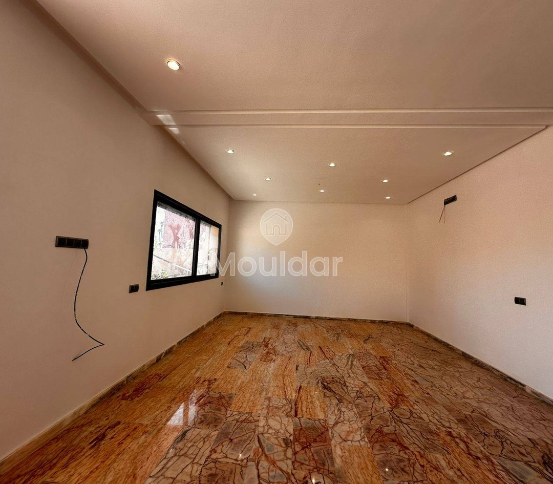 فيلا للبيع في مراكش: فخامة، مساحة، ومسبح - Photo 3