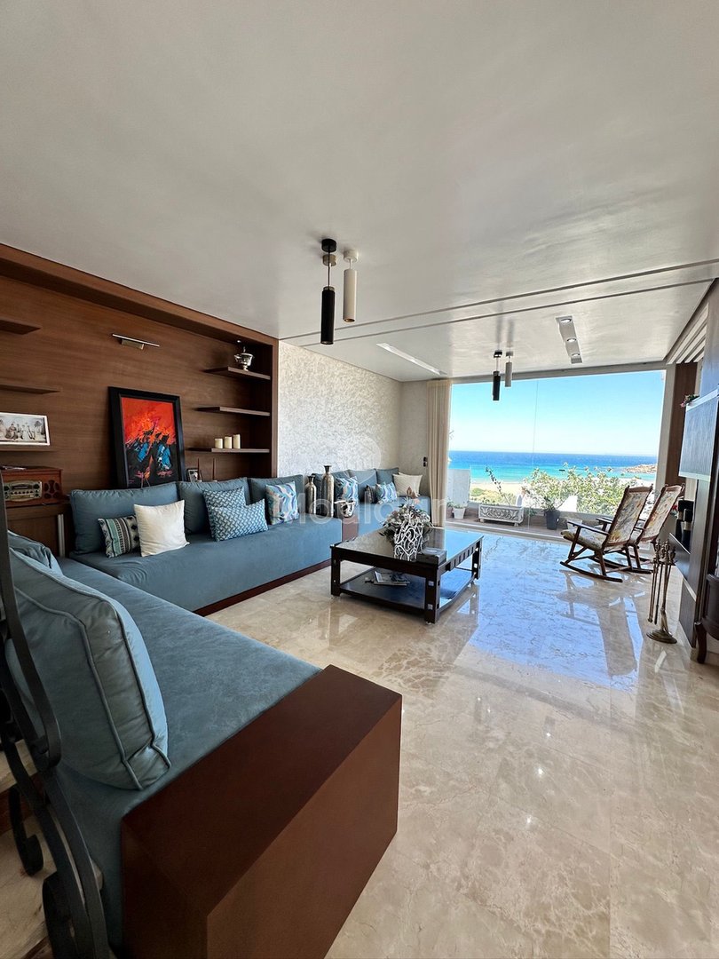 Vilă de vacanță în Tanger: Lux, vedere la mare și confort - Photo 1