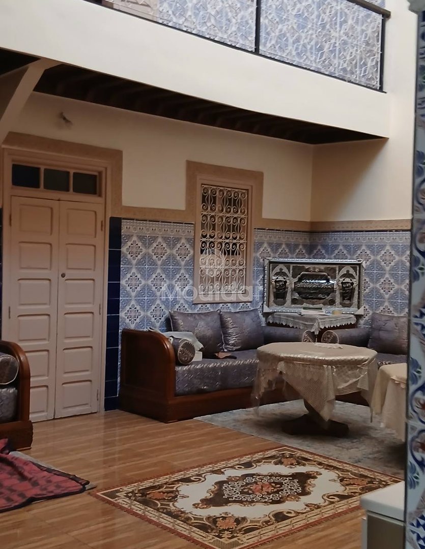 رياض للبيع في مراكش: 7 غرف مع تراس وفناء - Photo 3