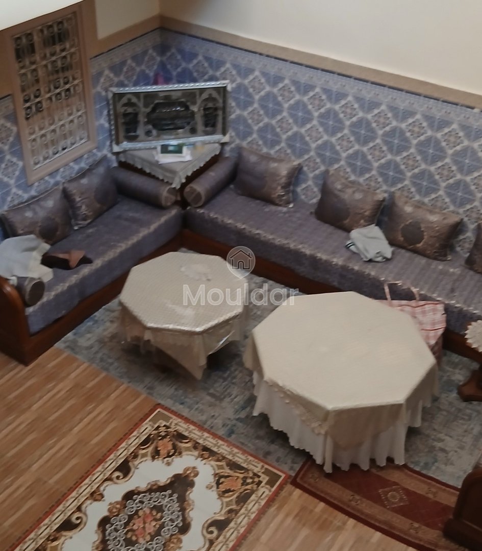 رياض للبيع في مراكش: 7 غرف مع تراس وفناء - Photo 1