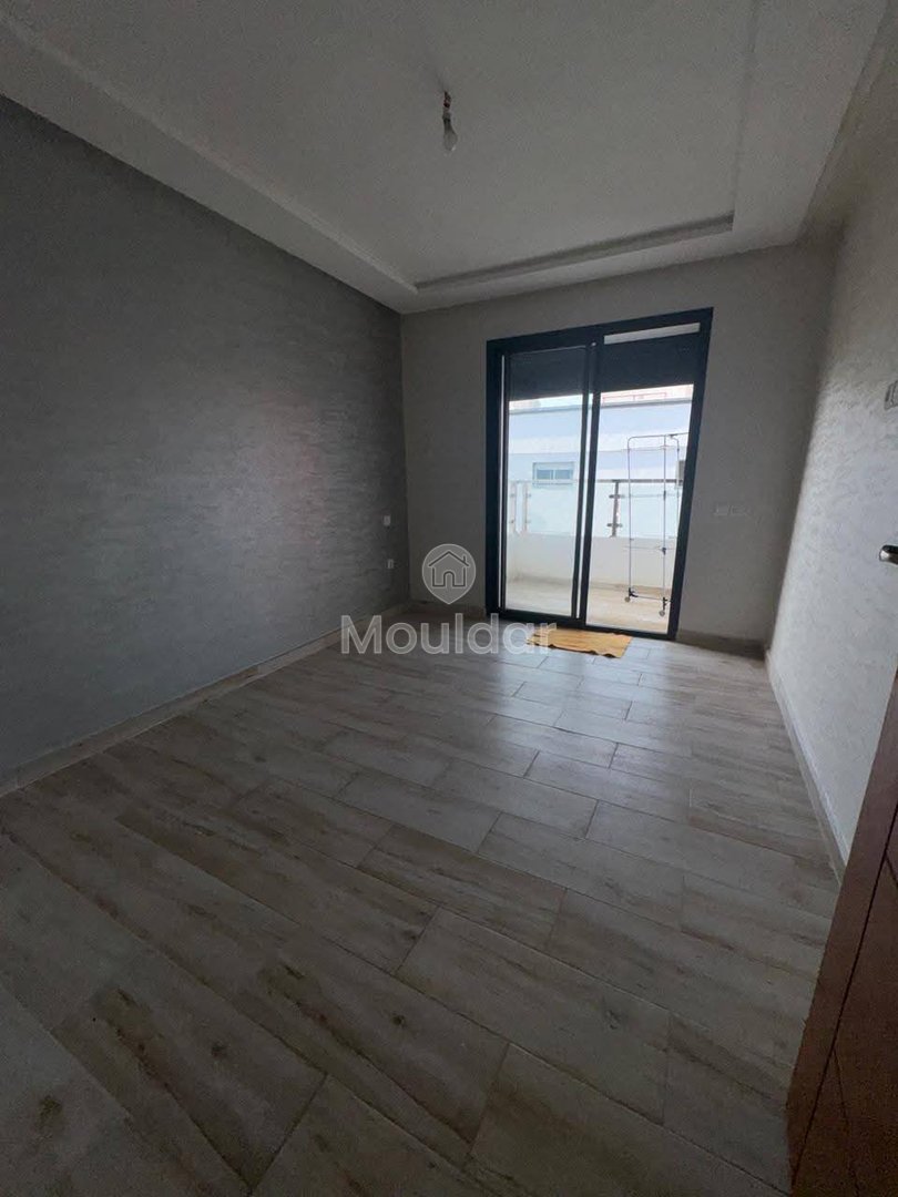 شقة بثلاث غرف نوم للايجار في القنيطرة - راحة وملاءمة - Photo 6