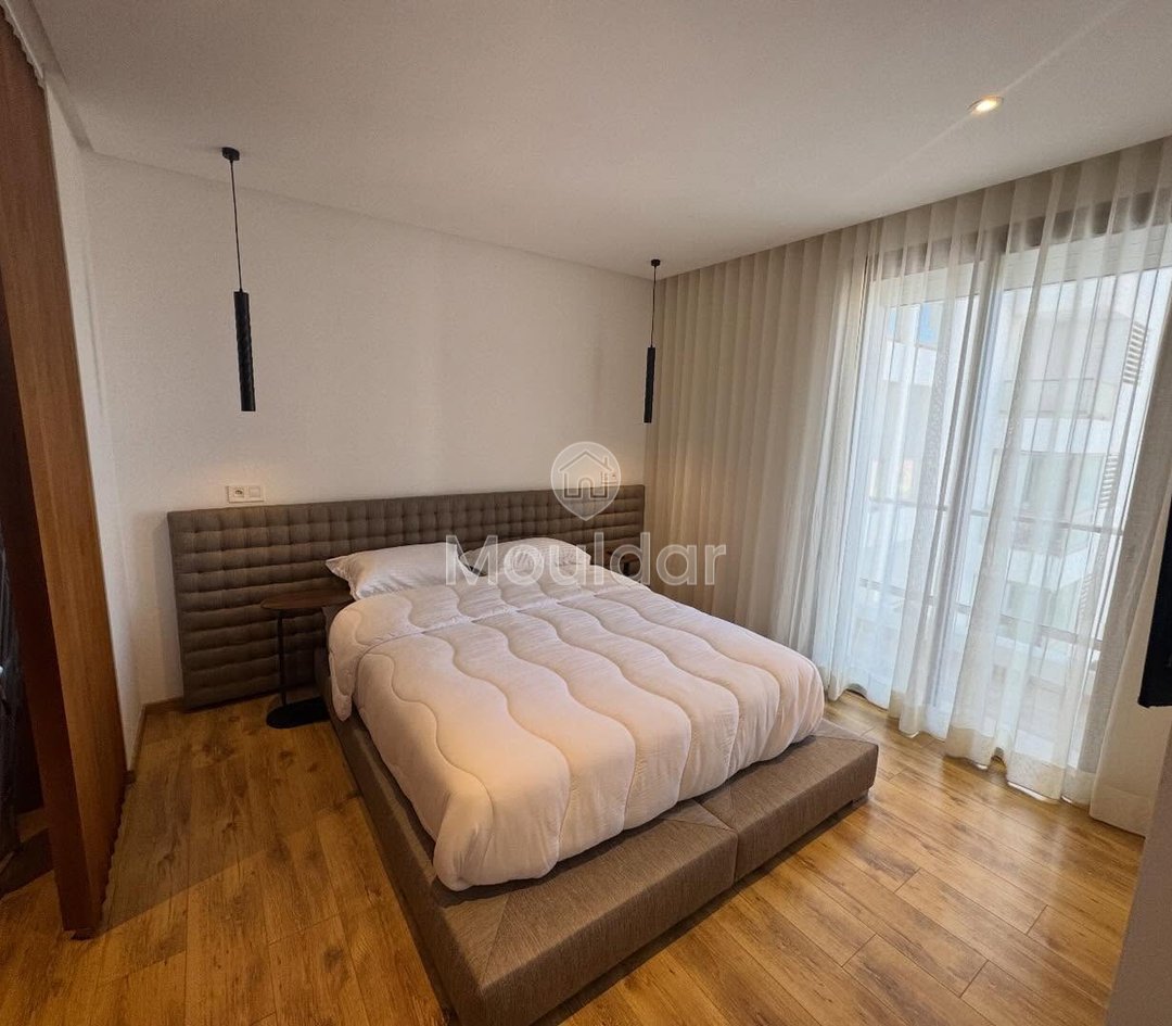 Appartamento charmante con 2 camere da letto in affitto a Dar Bouazza - Photo 4