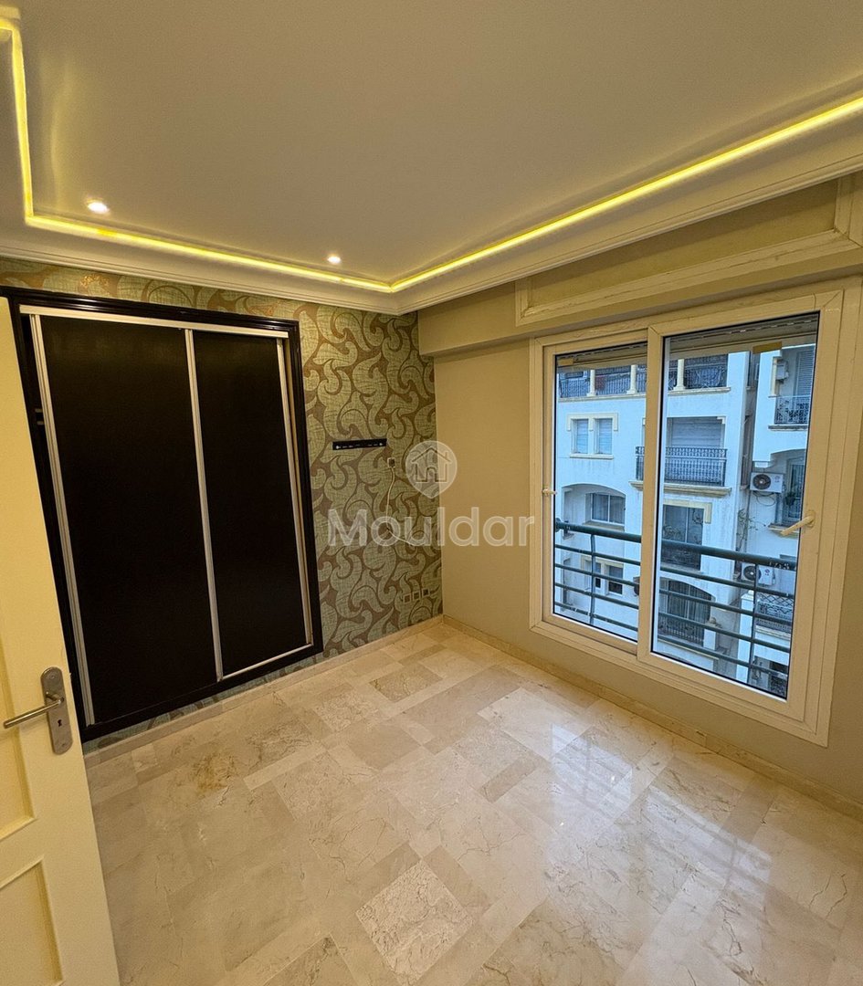 Mieszkanie do Wynajęcia: Elegancja w Złotym Trójkącie Casablanki - Photo 5