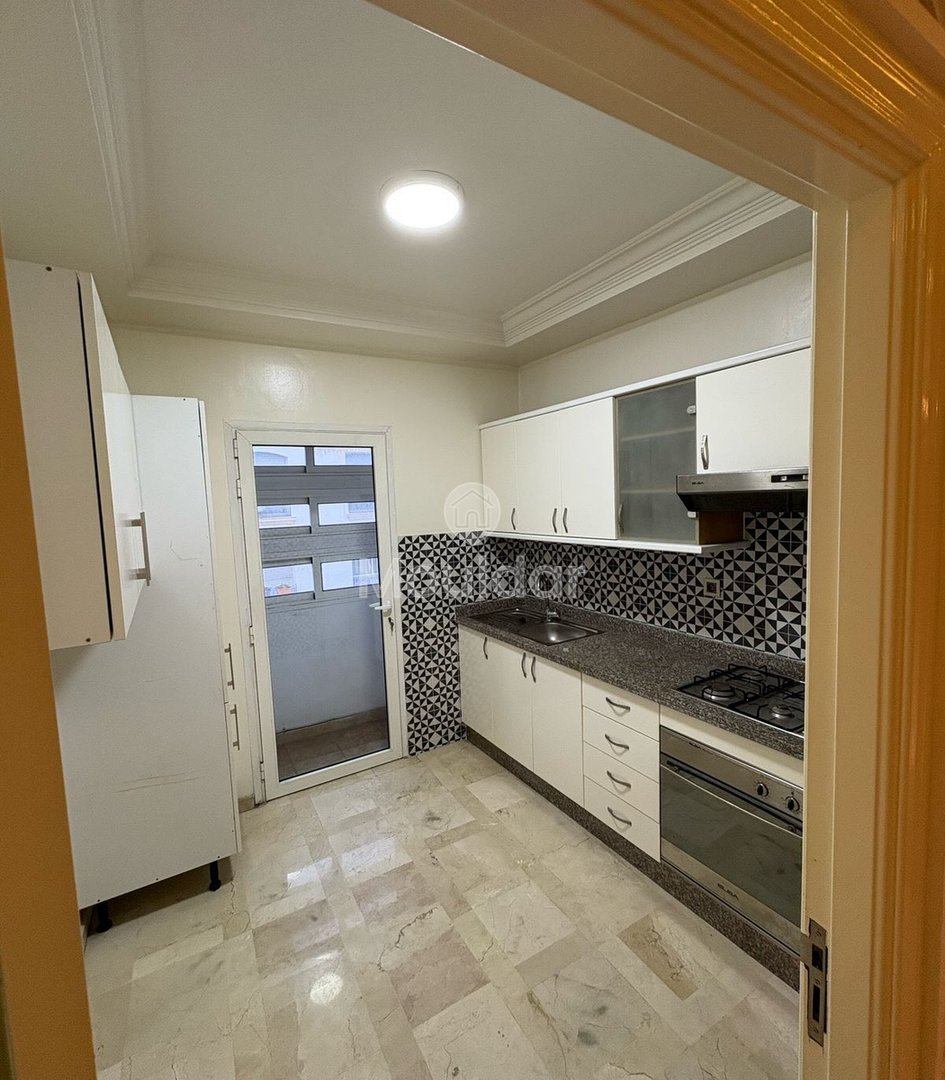 Mieszkanie do Wynajęcia: Elegancja w Złotym Trójkącie Casablanki - Photo 6