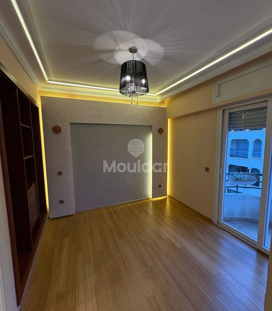 Mieszkanie do Wynajęcia: Elegancja w Złotym Trójkącie Casablanki - Photo 3