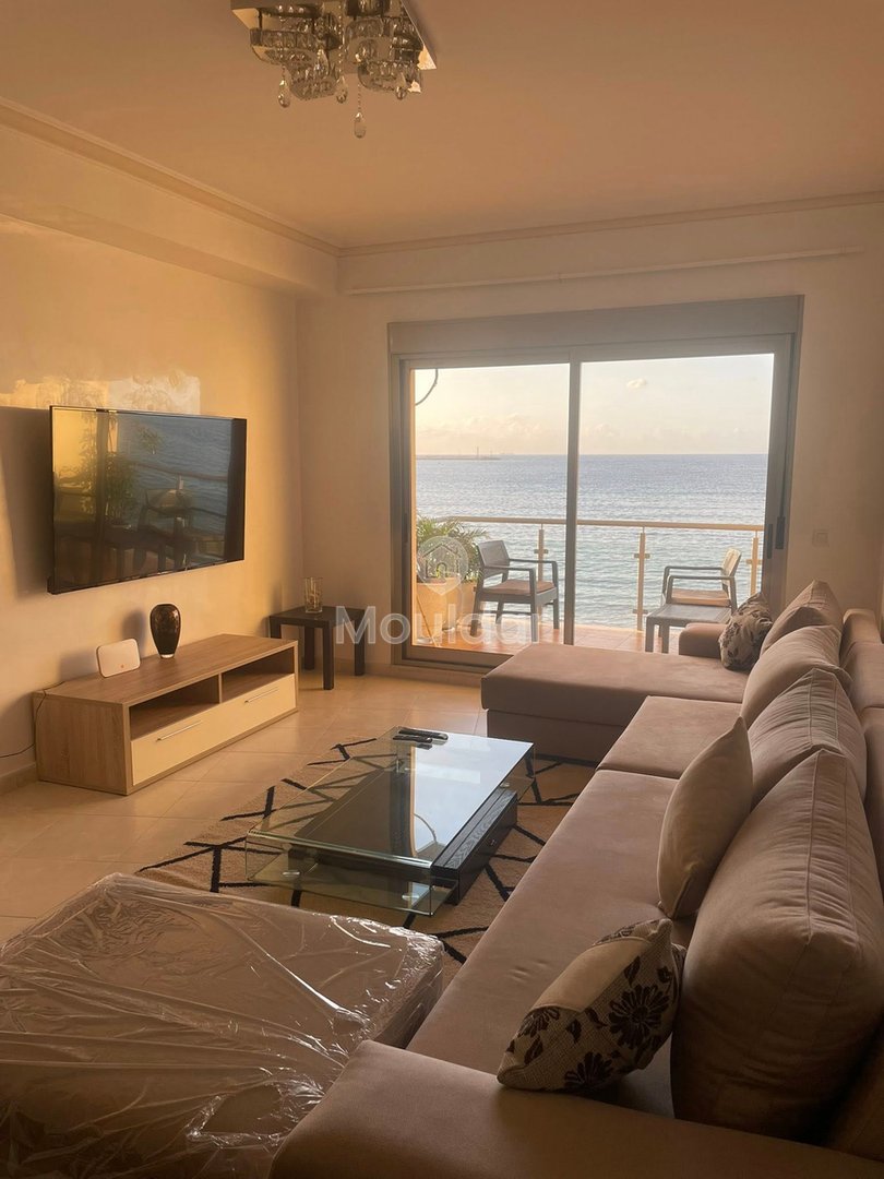 شقة عطلات في طنجة: إطلالة على البحر وراحة - Photo 1