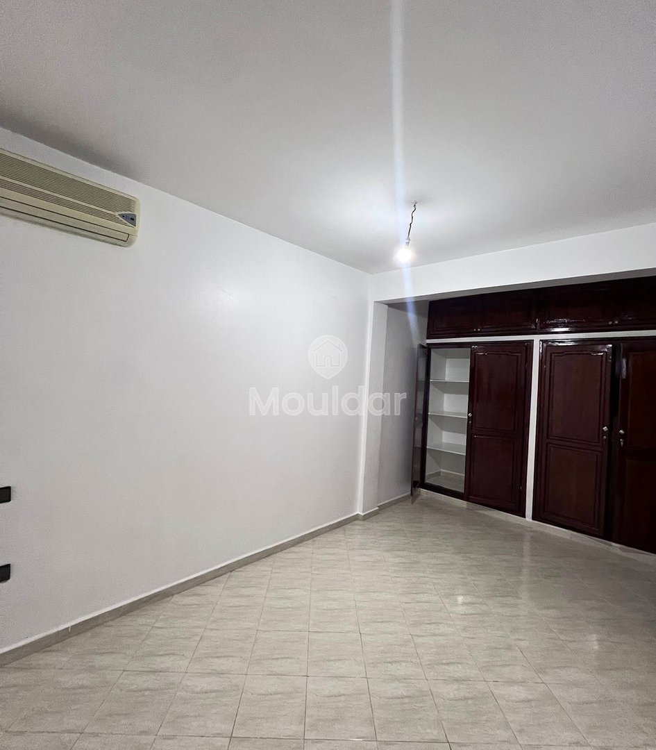 Charming 2-Bedroom Apartment for Rent in Agadir - Hay Salam - Photo 2