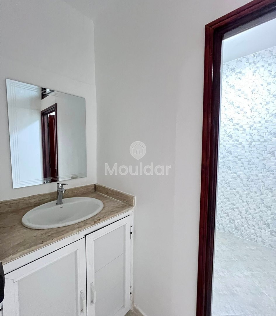 Charming 2-Bedroom Apartment for Rent in Agadir - Hay Salam - Photo 6