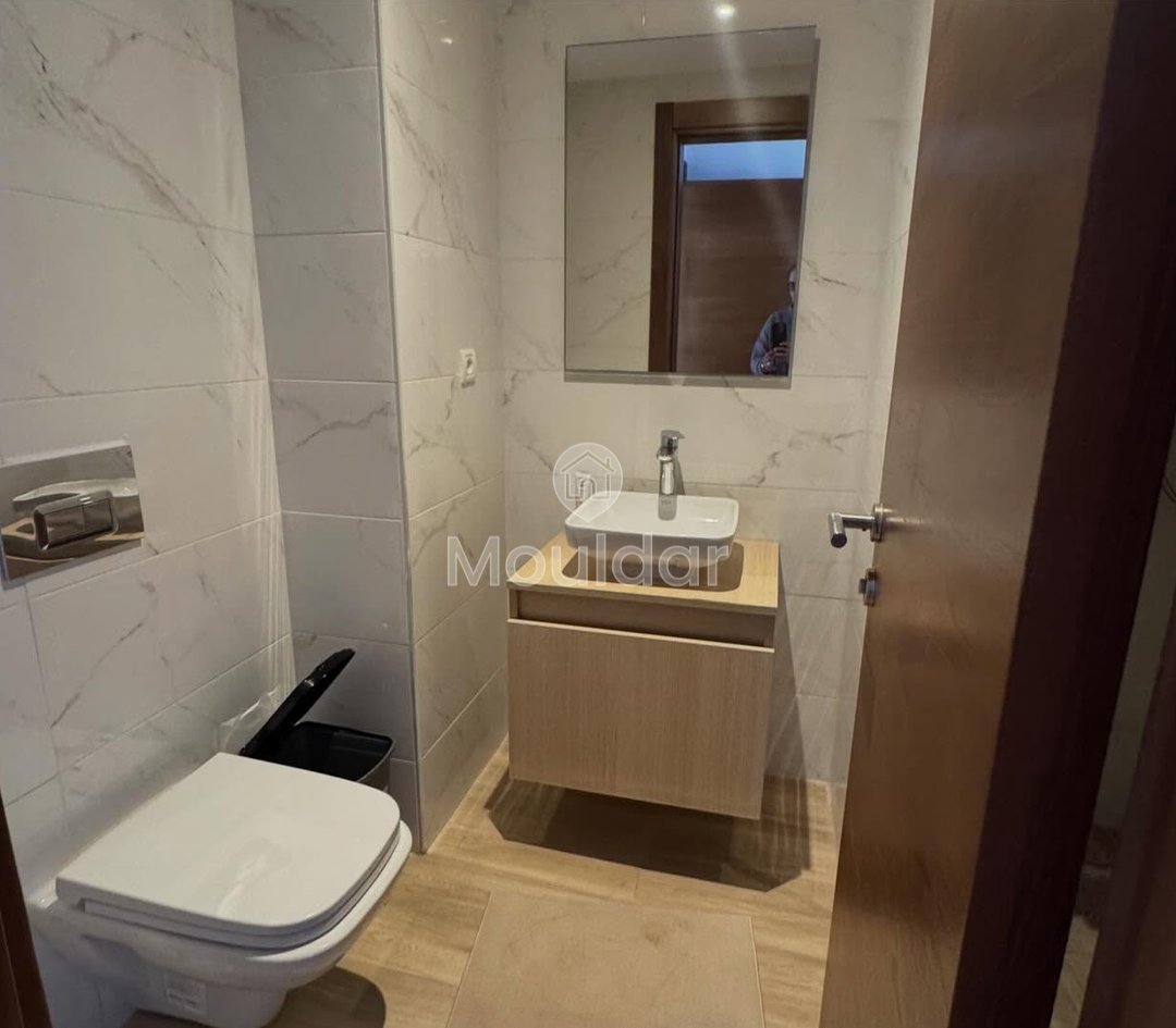 Appartamento charmante con 2 camere da letto in affitto a Dar Bouazza - Photo 10