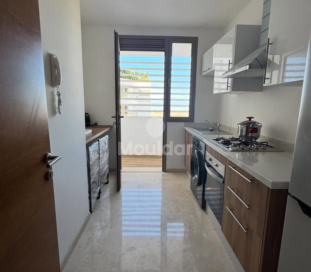 Appartamento charmante con 2 camere da letto in affitto a Dar Bouazza - Photo 8