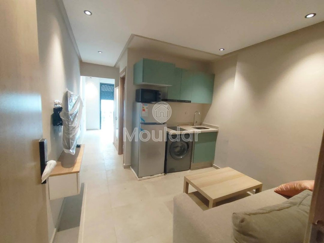 شقة مفروشة للإيجار في الدار البيضاء مع شرفة ومصعد - Photo 4