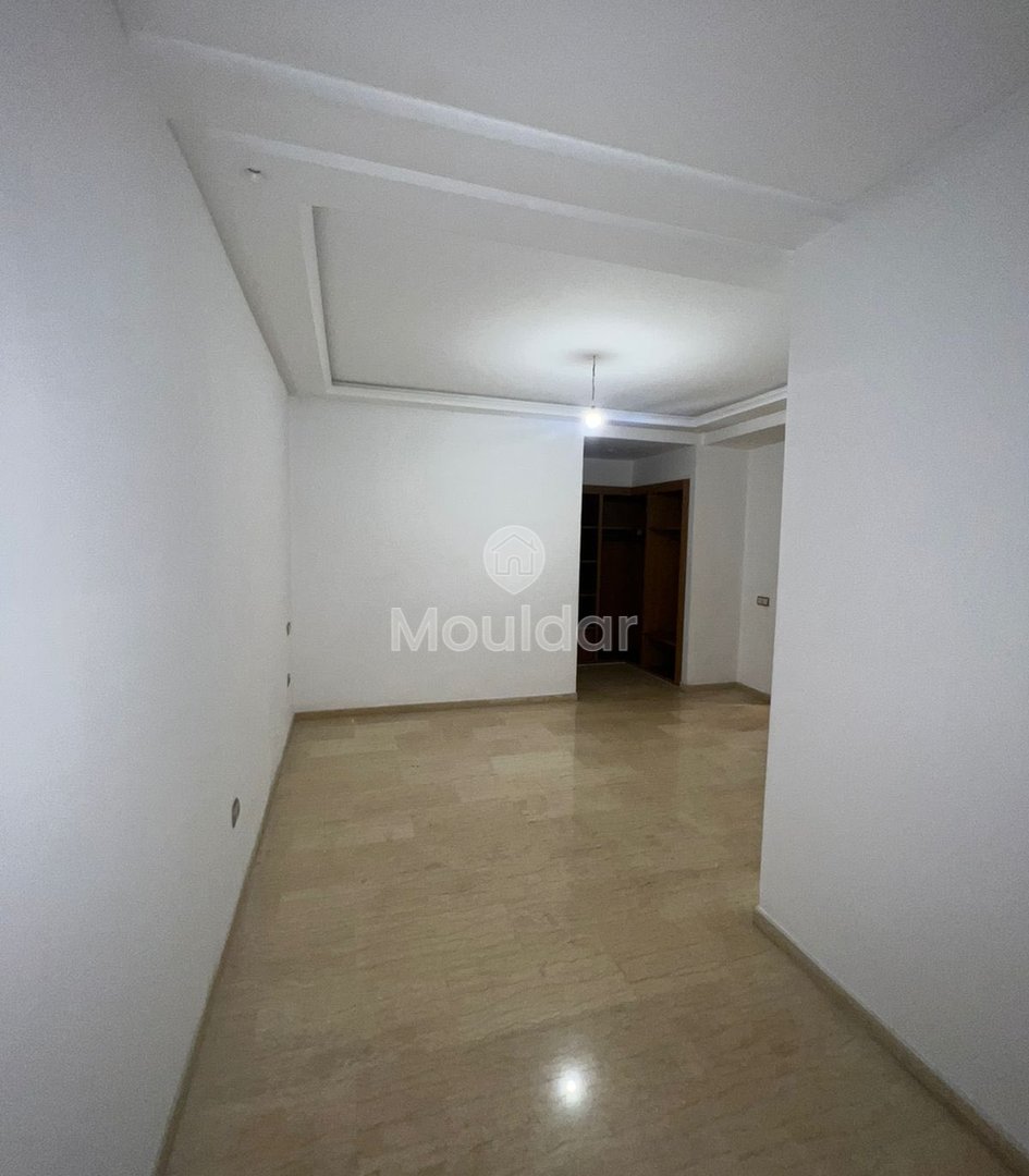 Helles Apartment zur Miete in Casablanca - 110m², mit Balkon - Photo 2