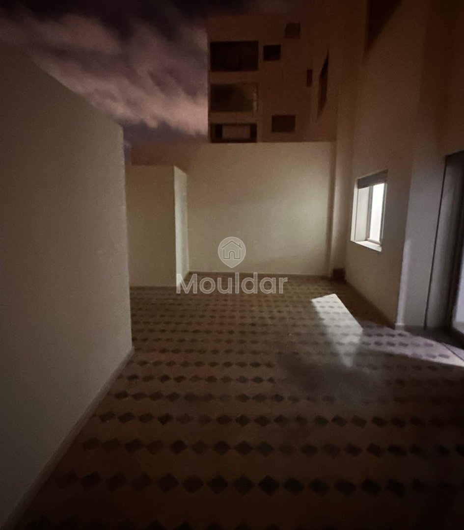 Studio do wynajęcia w Casablance: Garaż, Taras i Bezpieczeństwo - Photo 2