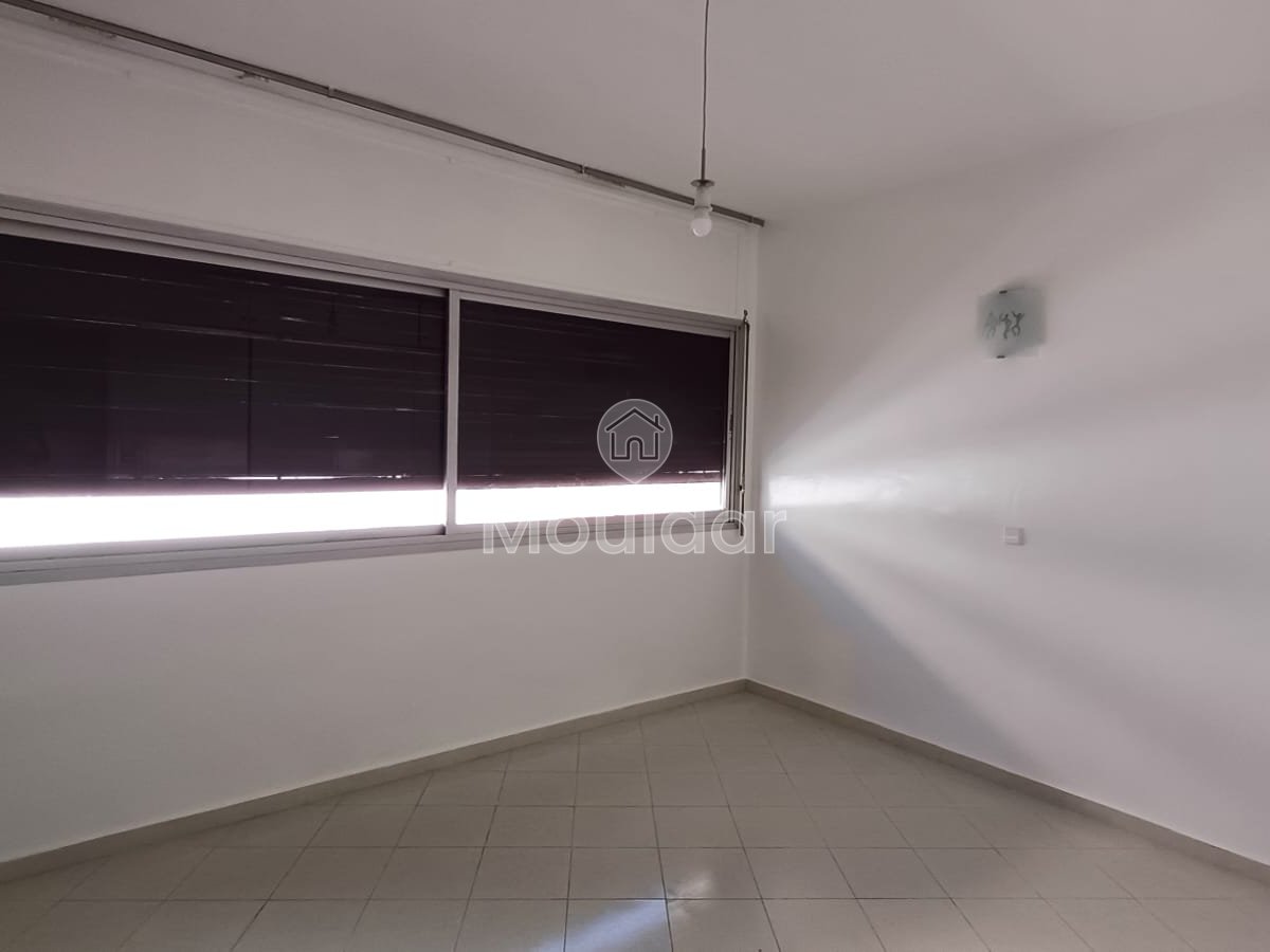 Appartement spacieux à louer : 3 chambres à Hay Riad - Photo 8