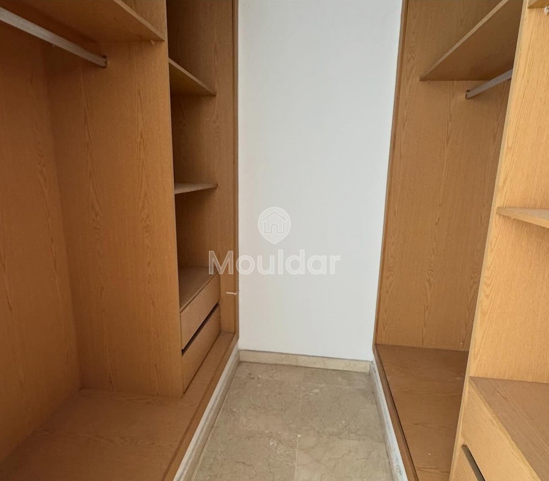 Geniş Bir Daire Kiralayın Casablanca'da Balkon ve Otopark ile - Photo 8