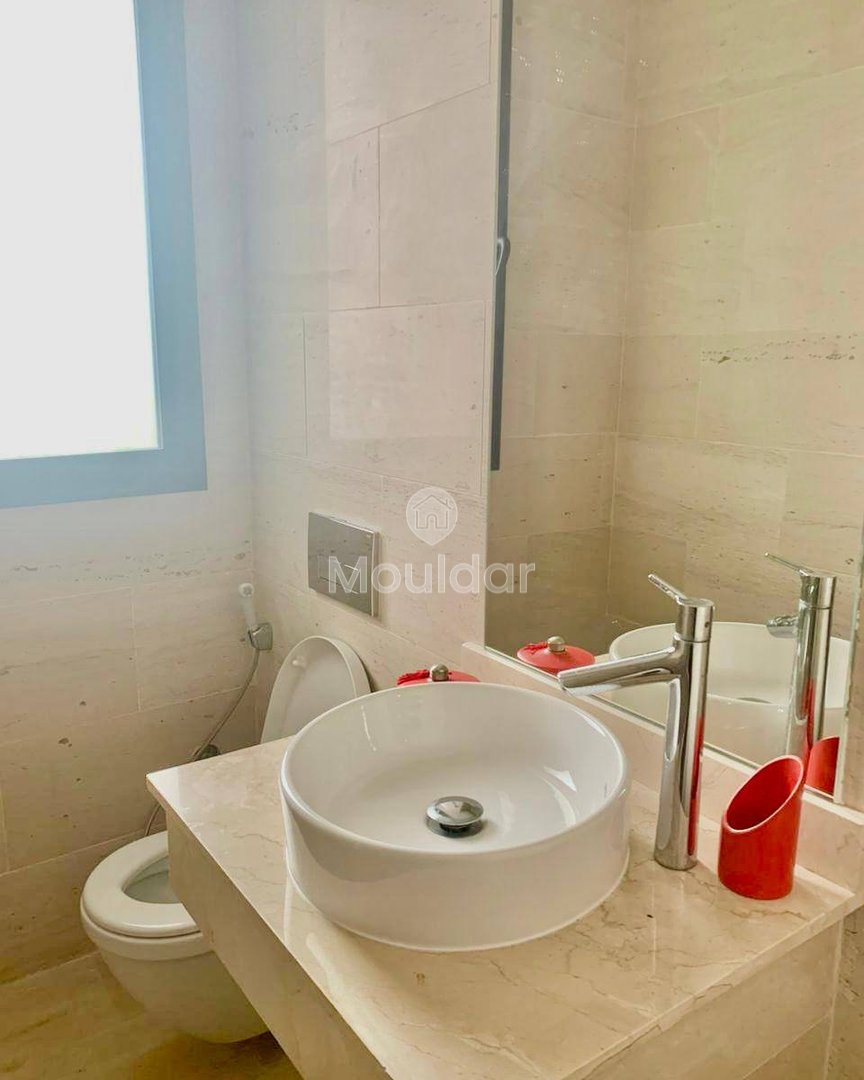 Aïn Diab'de Modern Stüdyo: Teras, Bahçe, Eşyalı - Photo 6