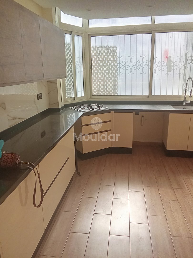 Zu vermietende Wohnung: 3 Schlafzimmer mit voll ausgestatteter Küche in Casablanca - Photo 11