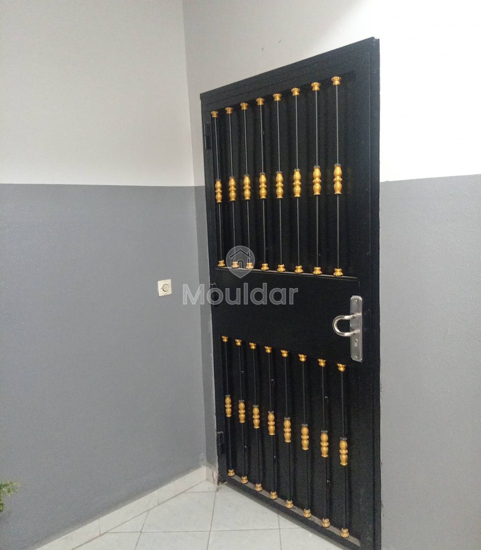 Gueznaia'da satılık stüdyo: Şirin, aydınlık balkonlu - Photo 2