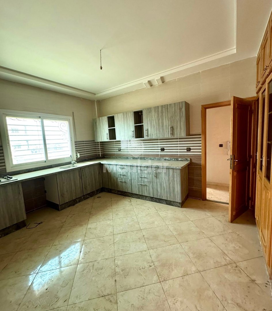 Charming Apartment for Sale in Fès - 3 Bedrooms and Balcony - Photo 18