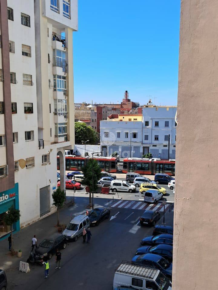 Apartment for sale in Casablanca: Comfort and practicality combined. - Photo 9