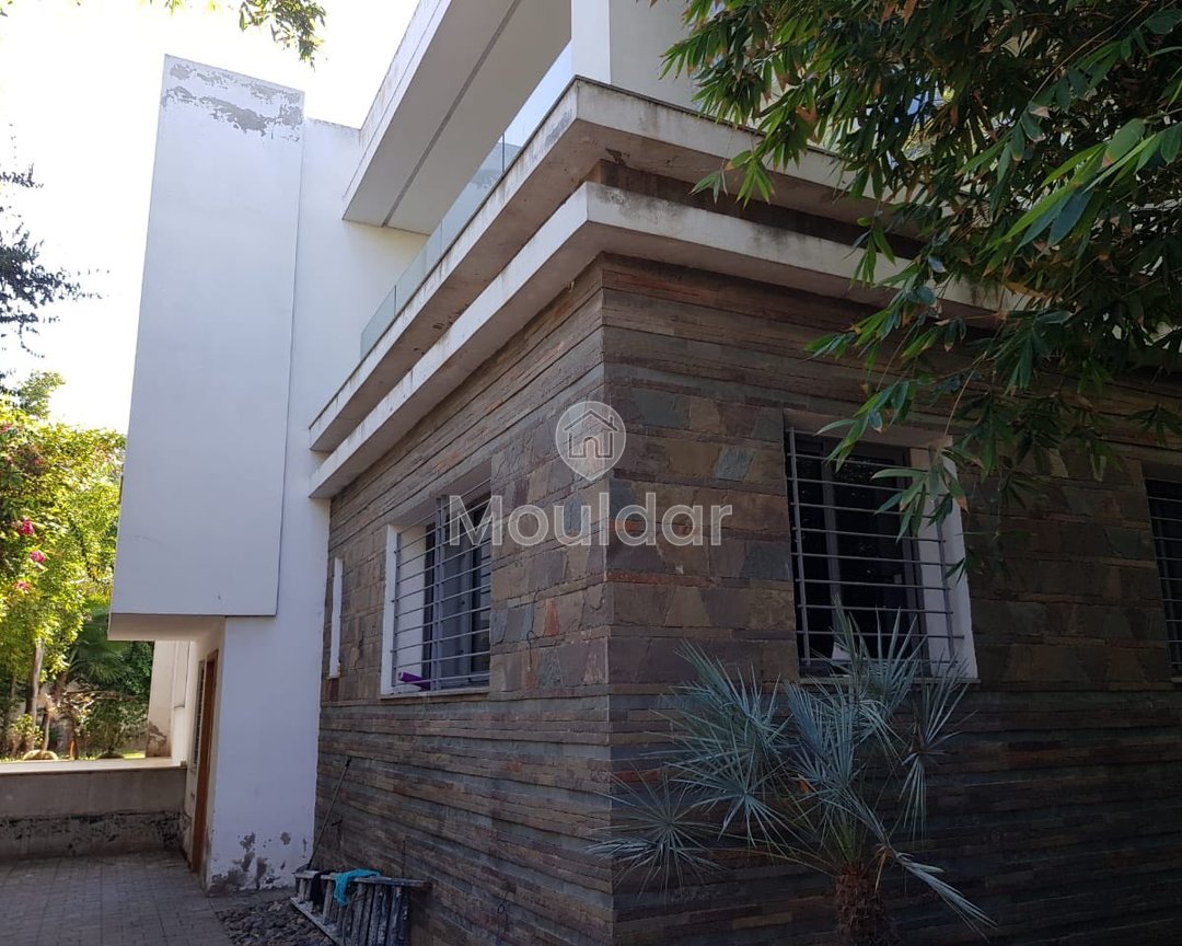 Villa élégante à vendre à Casablanca : espace et confort - Photo 4