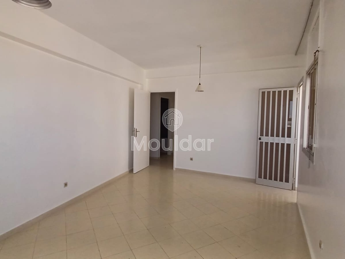 Appartement spacieux à louer : 3 chambres à Hay Riad - Photo 10