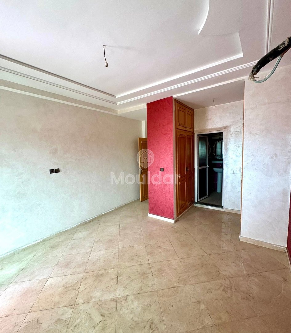 Charming Apartment for Sale in Fès - 3 Bedrooms and Balcony - Photo 11