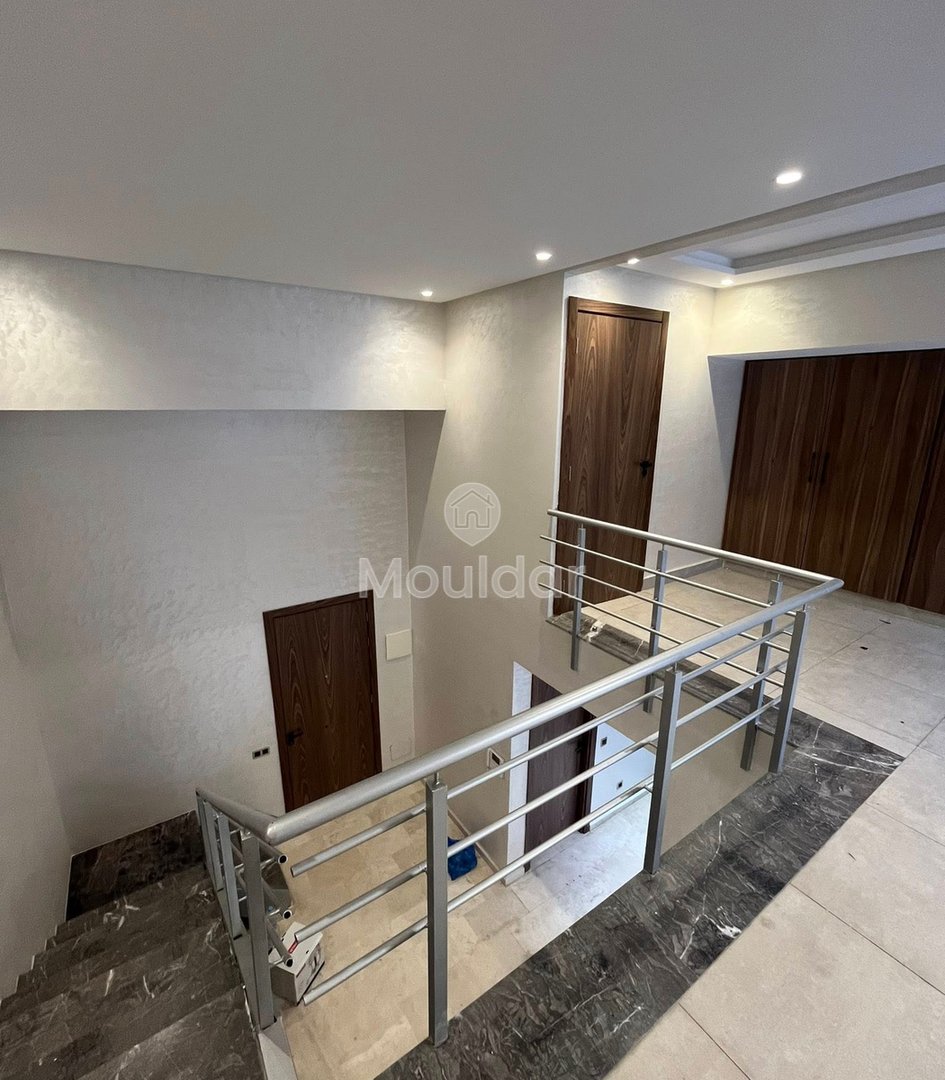 شقة مزدوجة رائعة للإيجار في الدار البيضاء مع تراس وأمان - Photo 7