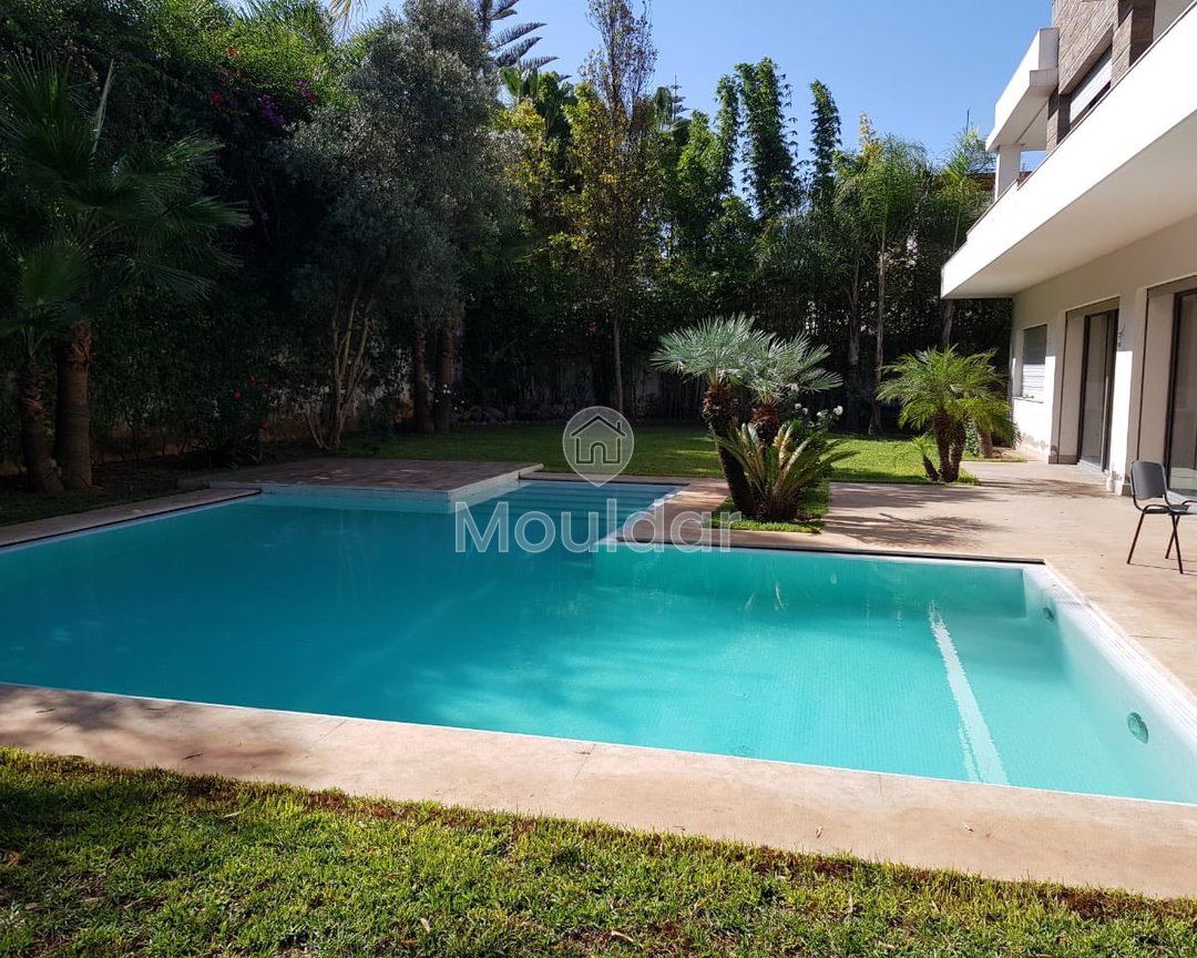 Villa élégante à vendre à Casablanca : espace et confort - Photo 6
