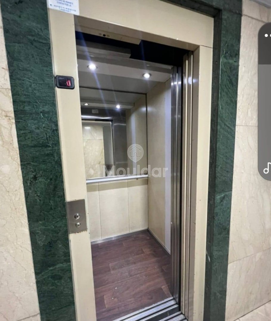 Schönes Apartment zur Miete: 2 Schlafzimmer in Casablanca, 2 Mars - Photo 7