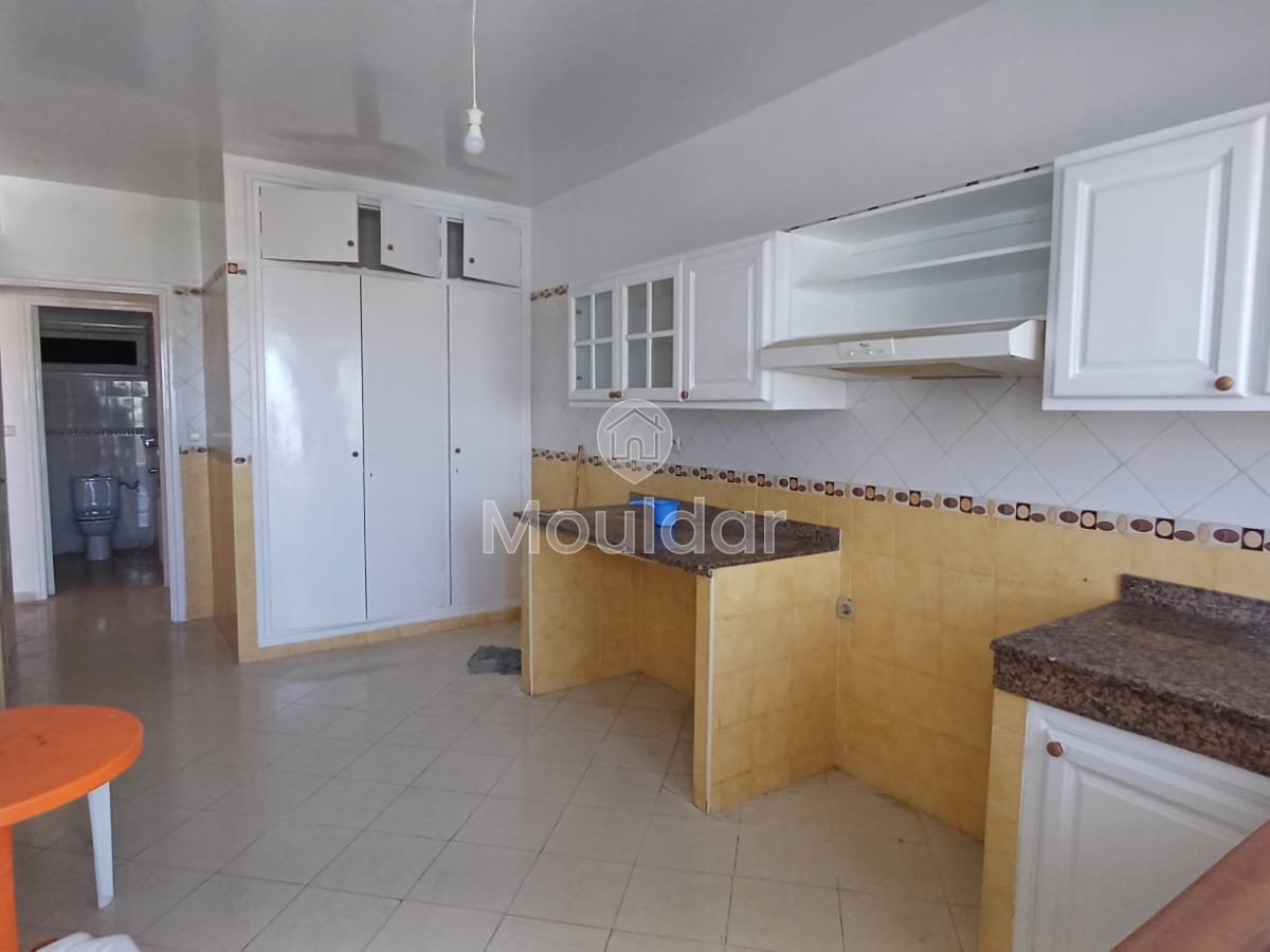 Appartement spacieux à louer : 3 chambres à Hay Riad - Photo 13