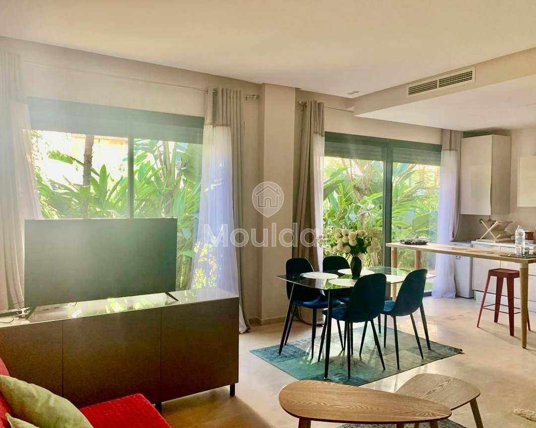 Aïn Diab'de Modern Stüdyo: Teras, Bahçe, Eşyalı - Photo 2