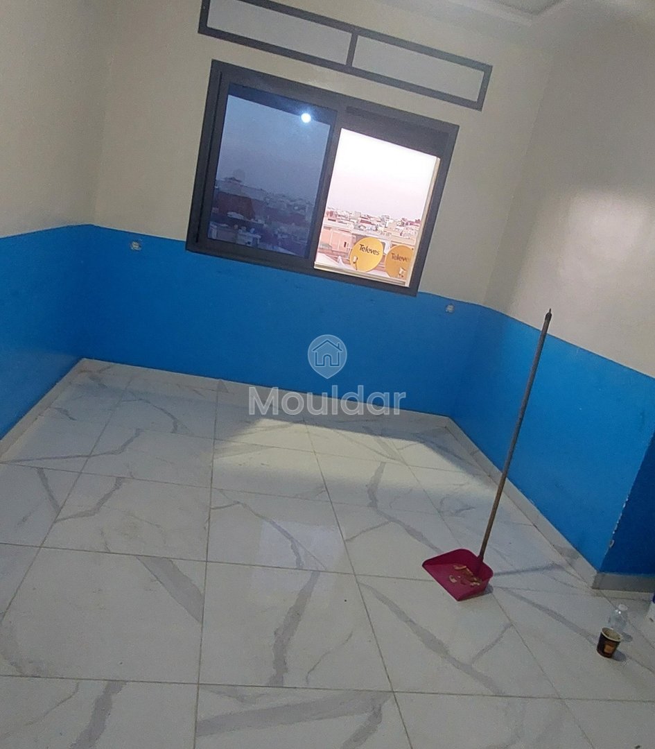 Birou de închiriat în Tanger: 2 camere, Oportunitate unică - Photo 2