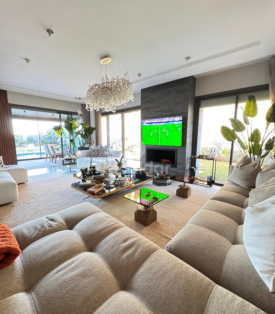 Villa de Luxe à Dar Bouazza : Piscine et Vue Mer - Photo 1