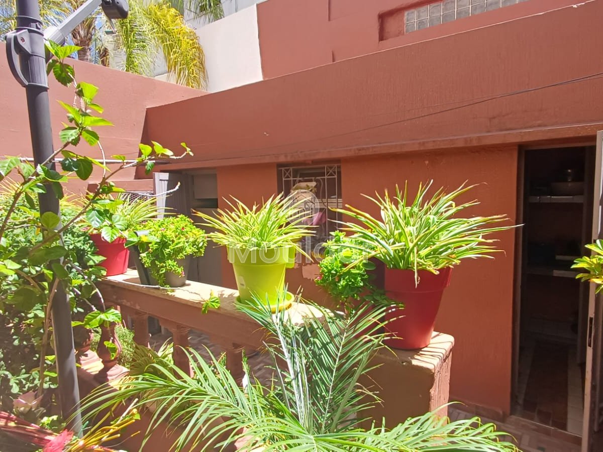 À Vendre : Duplex Spacieux 4 Chambres à Agdal, Rabat - Photo 16