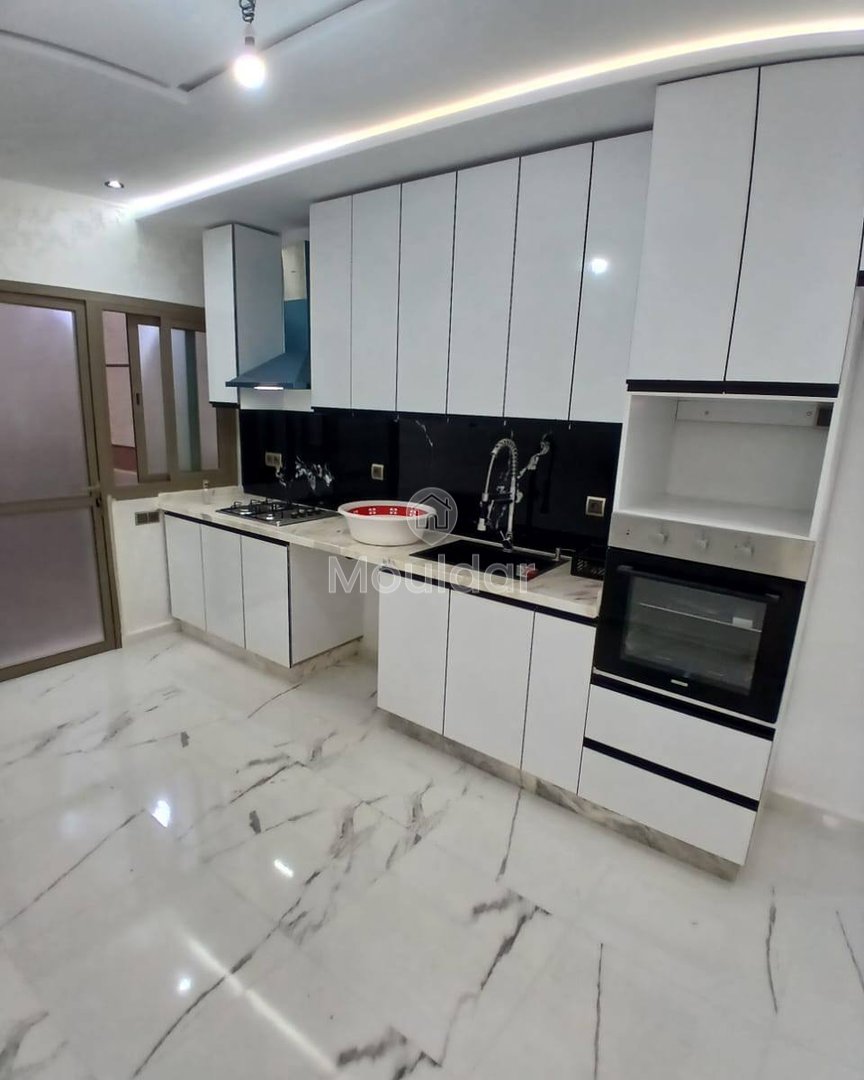 Oujda'da satılık: 2 geniş yatak odasına sahip şık bir daire - Photo 13