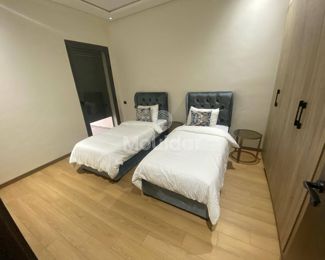 Appartement Te Huur in Dar Bouazza: Zeezicht en Terras - Photo 4