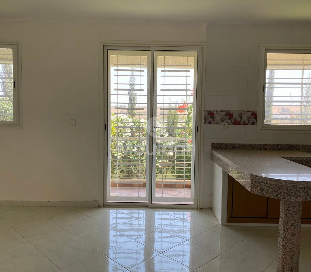 فيلا فاخرة في تامنصورت: 4 غرف نوم، حديقة وتراس - Photo 11