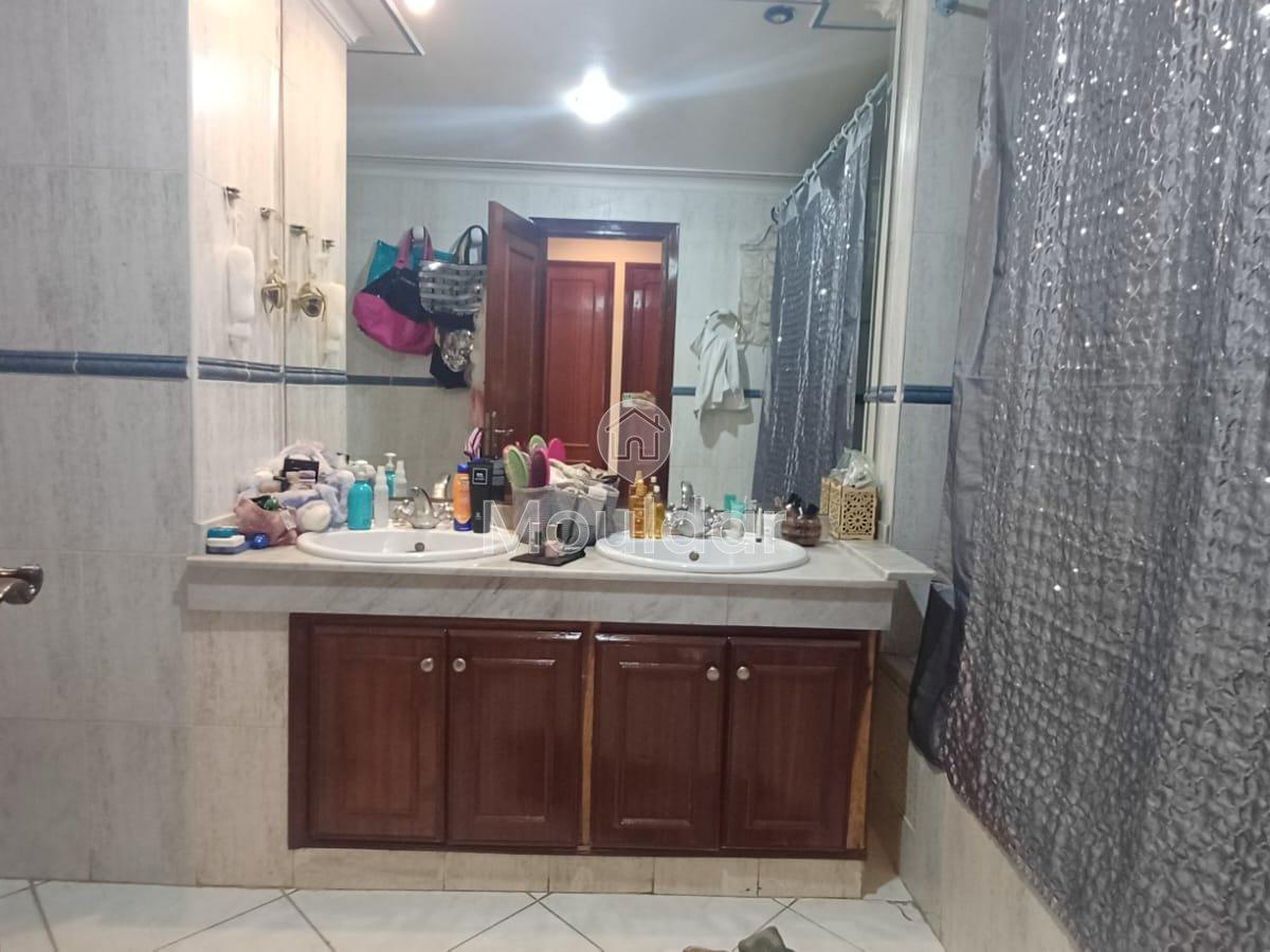 À Vendre : Duplex Spacieux 4 Chambres à Agdal, Rabat - Photo 14
