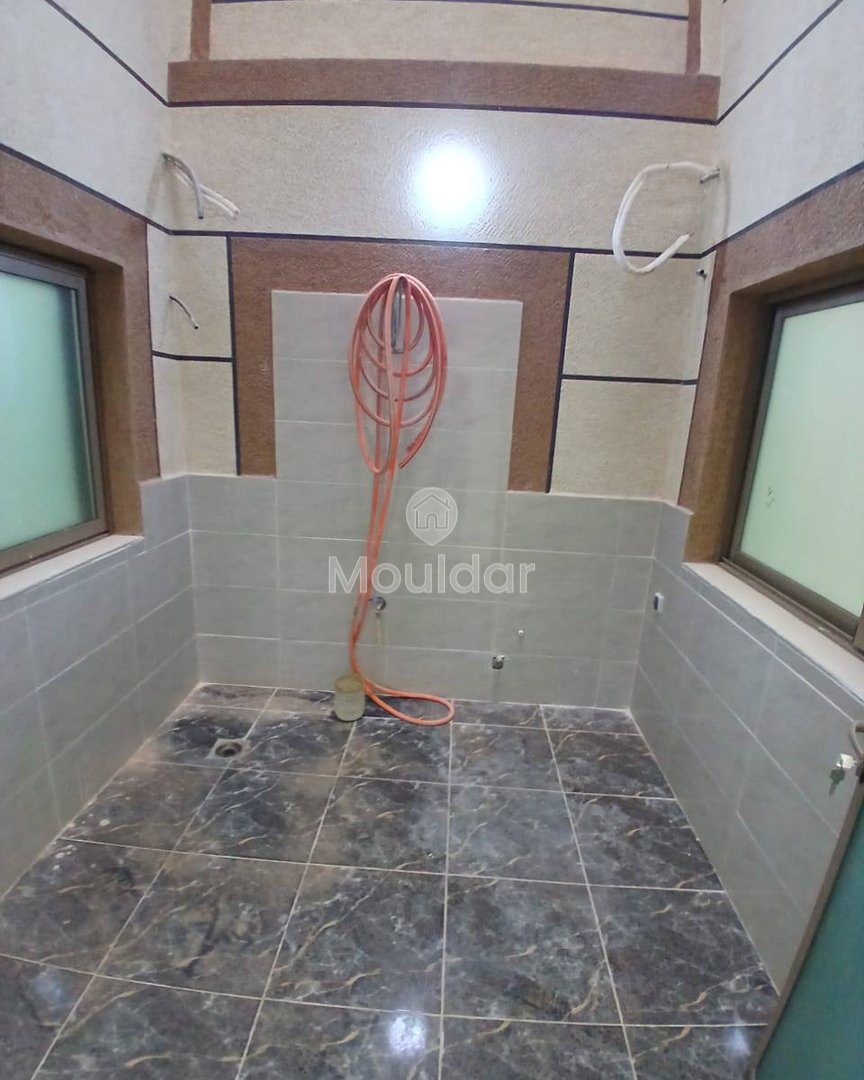 Oujda'da satılık: 2 geniş yatak odasına sahip şık bir daire - Photo 14